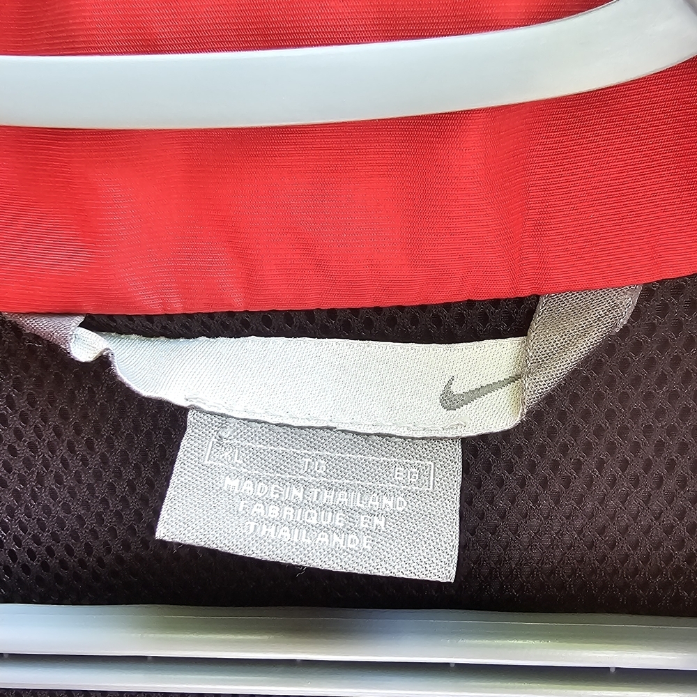 Nike Retro Red and Black WindBreaker 90s Style Jacket - Picture 2 of 4